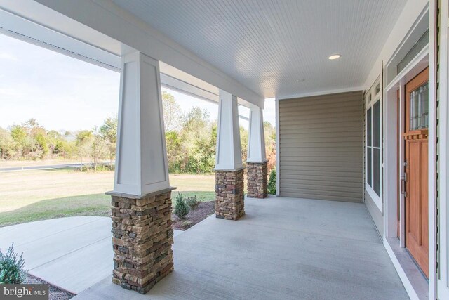 view of patio / terrace featuring covered porch