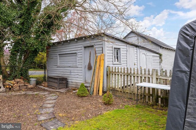 view of outbuilding