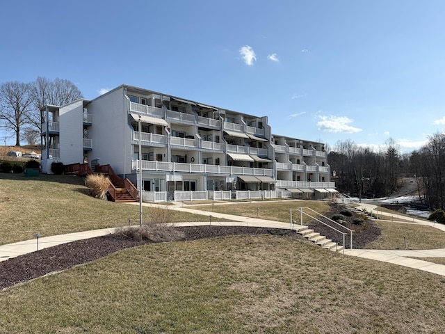 view of building exterior