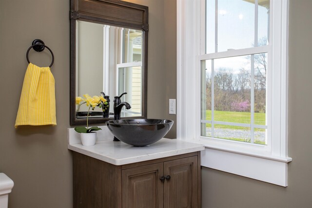 bathroom with vanity