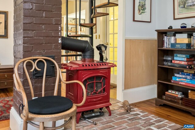 sitting room featuring hardwood / wood-style flooring