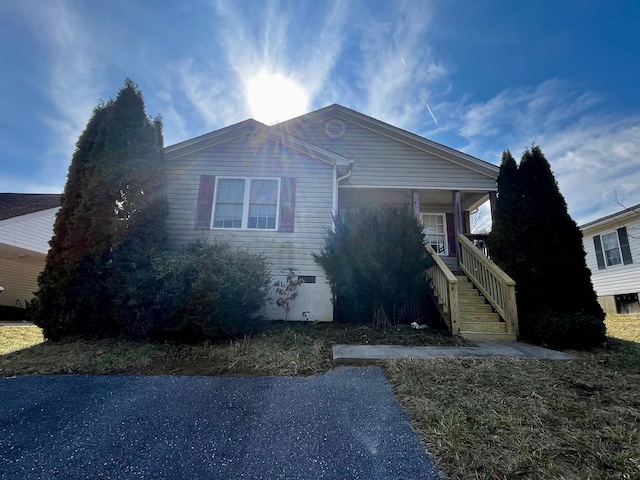 view of front of home with a porch