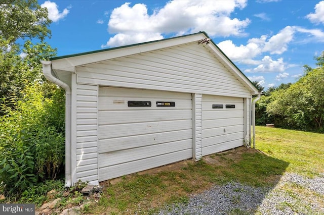 view of detached garage