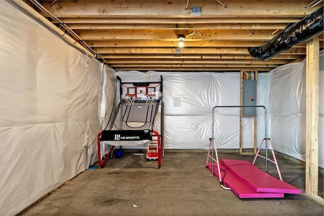 unfinished below grade area featuring electric panel
