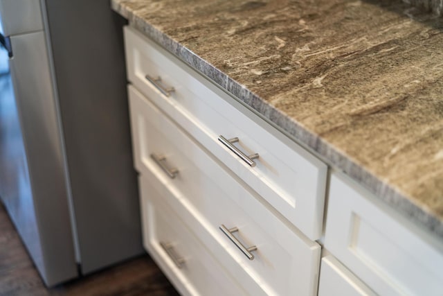 interior details featuring dishwashing machine