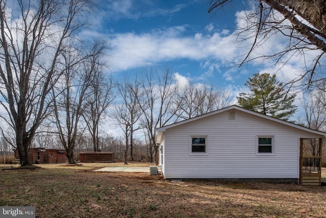 view of side of property