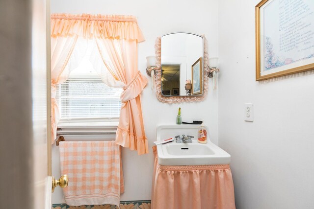 bathroom with sink