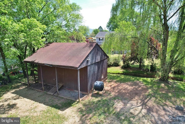 view of outbuilding featuring an outbuilding