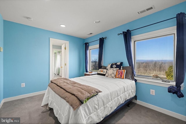 bedroom featuring carpet, visible vents, baseboards, and recessed lighting