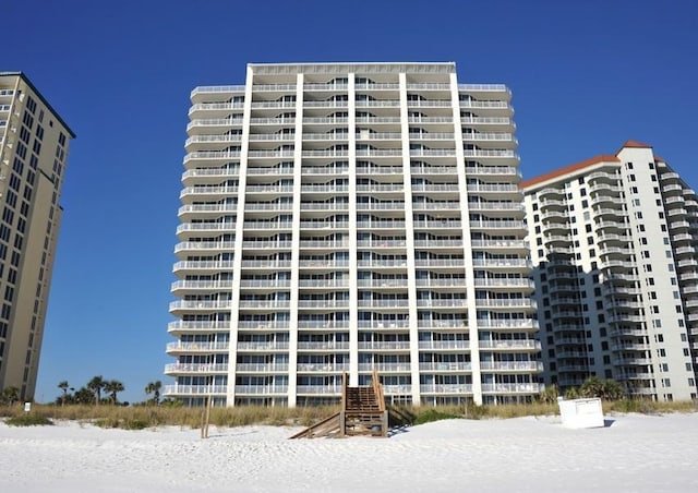 view of building exterior