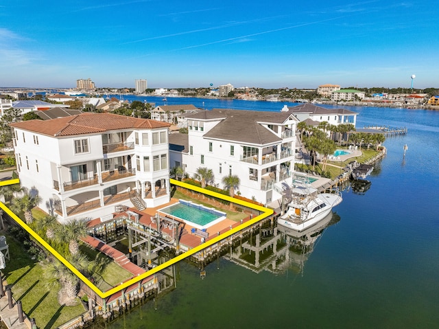 bird's eye view featuring a water view