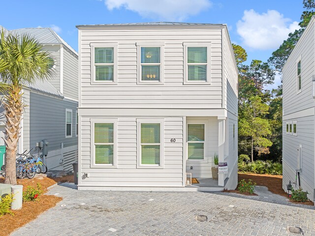 view of front of house featuring a patio