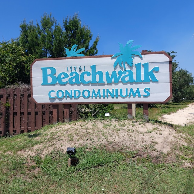 view of community / neighborhood sign