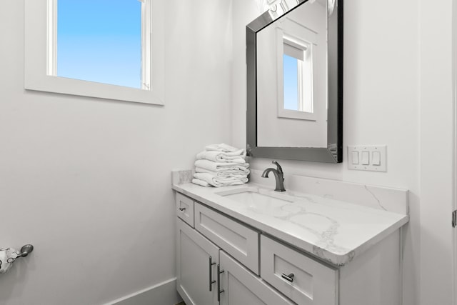 bathroom featuring oversized vanity