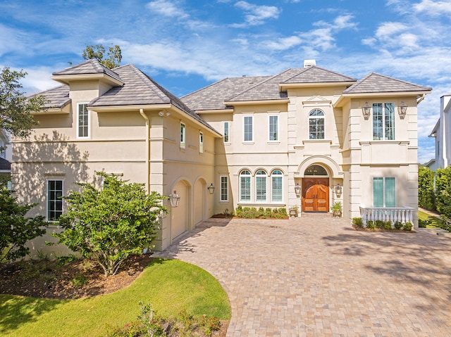 view of front of house featuring a garage