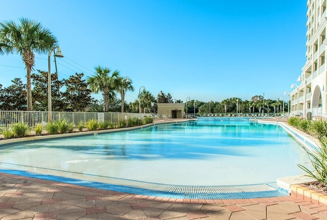 view of swimming pool