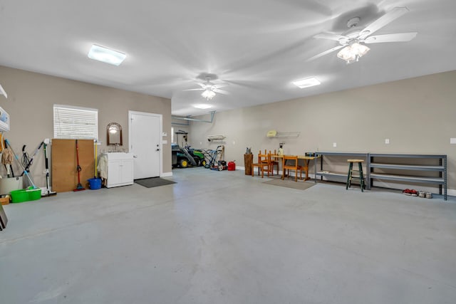 garage featuring ceiling fan