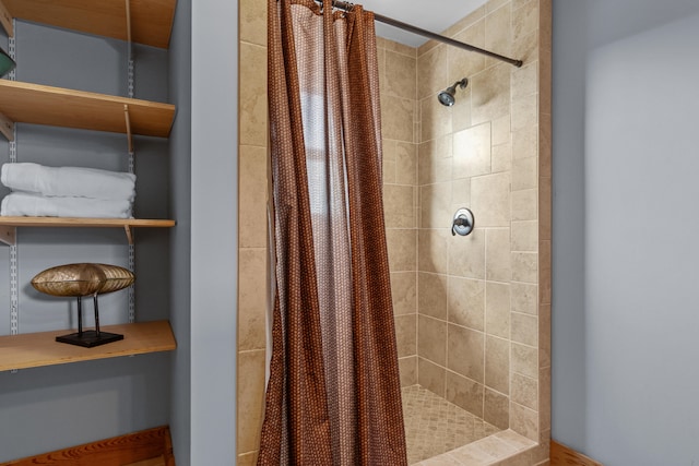 bathroom with curtained shower