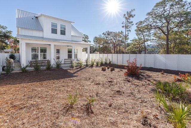 view of front of home with covered porch