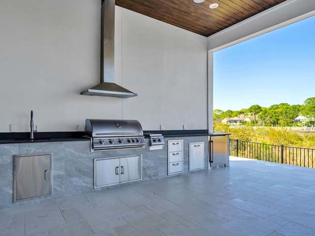 330 Kelly Plantation Dr, Destin, FL 32541 - view of patio / terrace featuring a sink