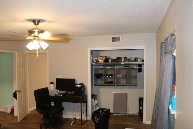 106 Star Dr Unit A, B, C, Fort Walton Beach, FL 32547 - office area with ceiling fan, dark hardwood / wood-style floors, and a textured ceiling