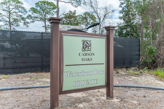 view of community / neighborhood sign