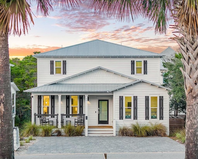 view of front of house featuring covered porch