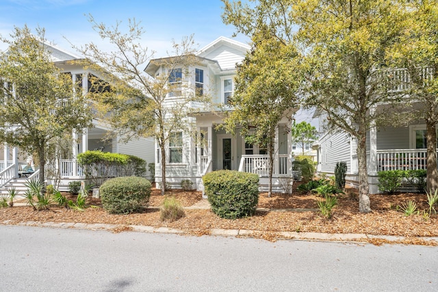 view of front of home featuring a porch