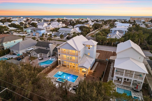 view of aerial view at dusk