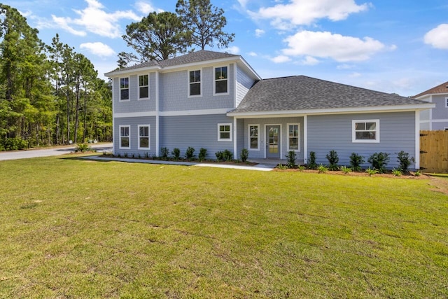 view of front property featuring a front yard