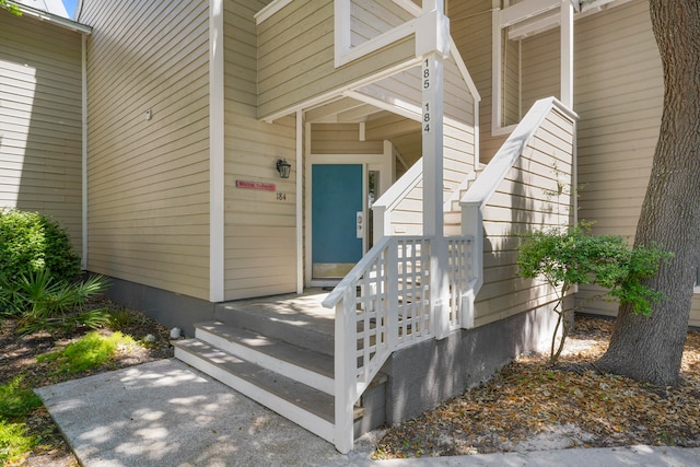 view of property entrance