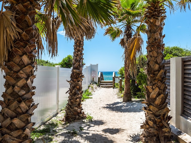 view of yard featuring a water view