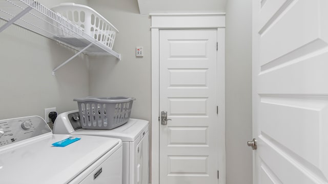 clothes washing area with washer and dryer and electric dryer hookup