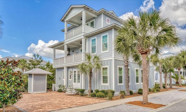 view of front of house with a balcony