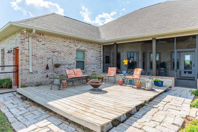 view of patio featuring a fire pit