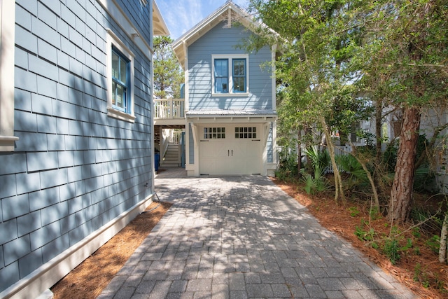 view of front of house featuring a garage