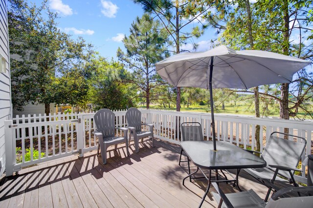 view of wooden deck