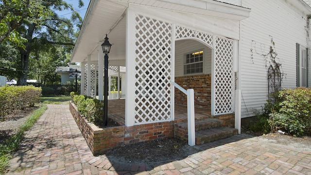 view of entrance to property