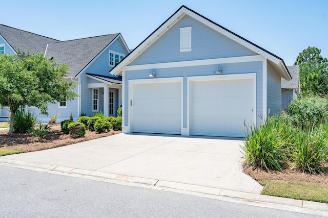 view of front facade with a garage