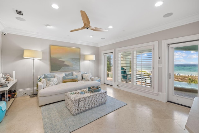 living area featuring recessed lighting, a ceiling fan, baseboards, visible vents, and crown molding