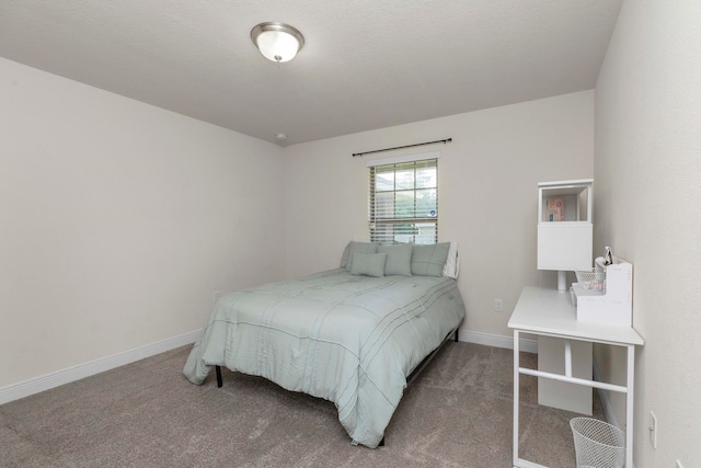 bedroom with carpet flooring