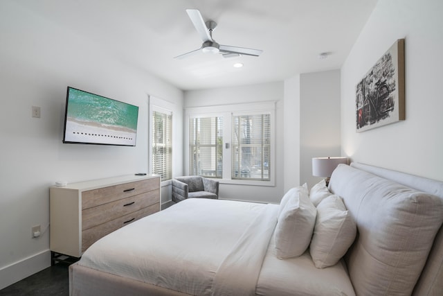 bedroom featuring ceiling fan