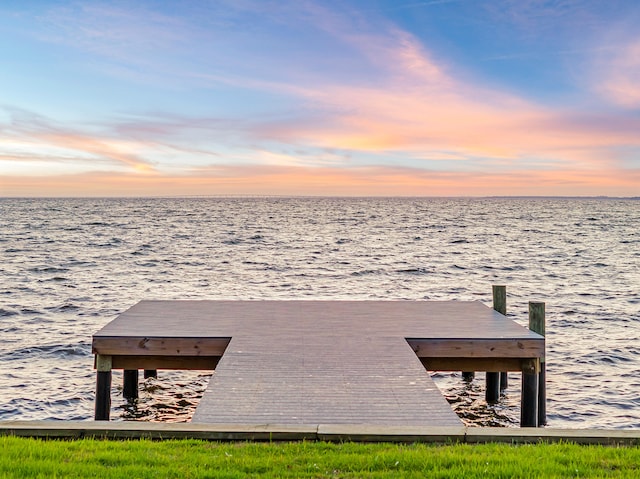 view of dock featuring a water view