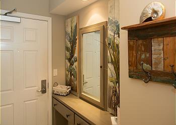 mudroom with a barn door