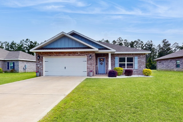 craftsman house with a garage and a front yard