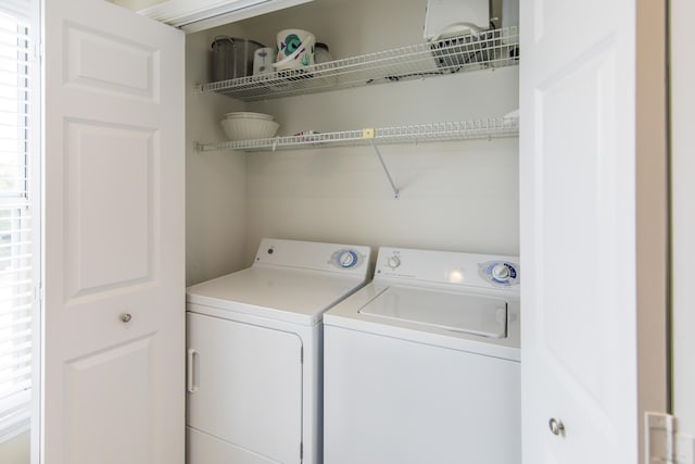 laundry area featuring washer and clothes dryer