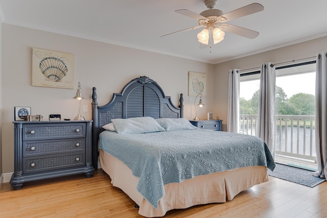 bedroom featuring ceiling fan, access to exterior, light wood-type flooring, and crown molding