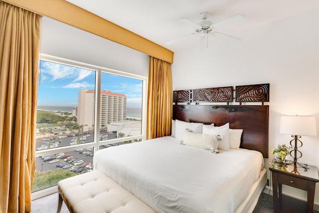 bedroom featuring ceiling fan