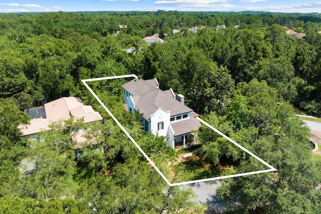 bird's eye view with a view of trees