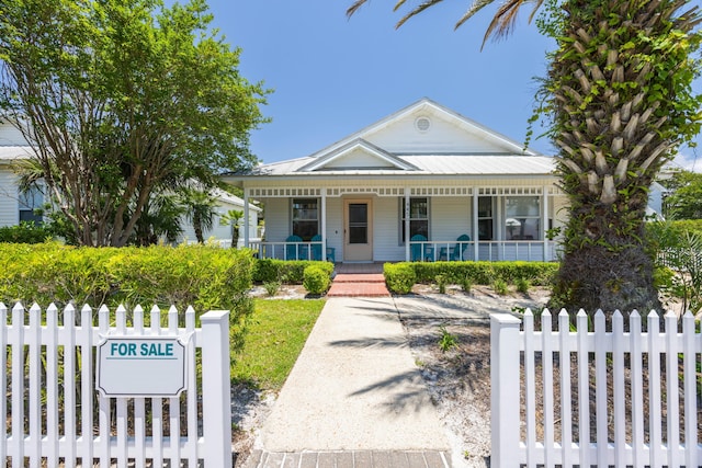 bungalow-style home with covered porch